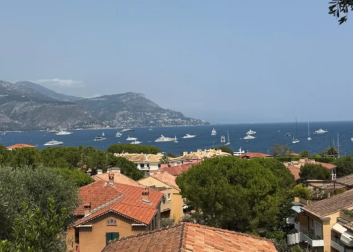 Magnifique Pieds Dans L Eau Jean Cap Ferrat Saint-Jean-Cap-Ferrat